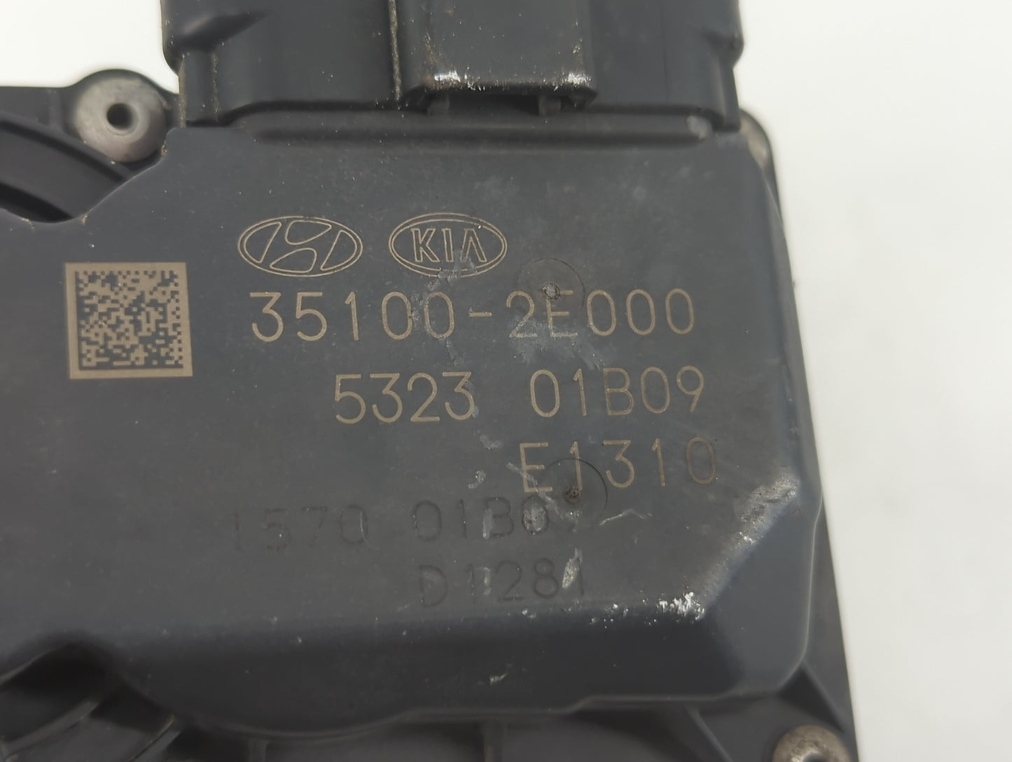 2011-2020 Hyundai Elantra Throttle Body P/N:35100-2E000 Fits Fits 2011 2012 2013 2014 2015 2016 2017 2018 2019 2020 2021 OEM