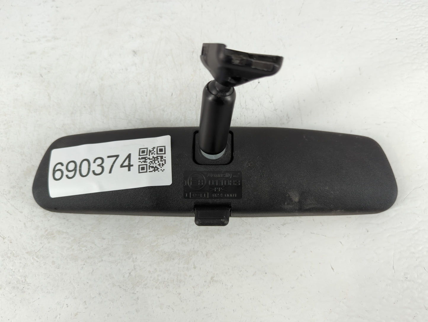 2011-2020 Hyundai Elantra Interior Rear View Mirror Replacement OEM P/N:E8011083 Fits OEM Used Auto Parts - Oemusedautoparts