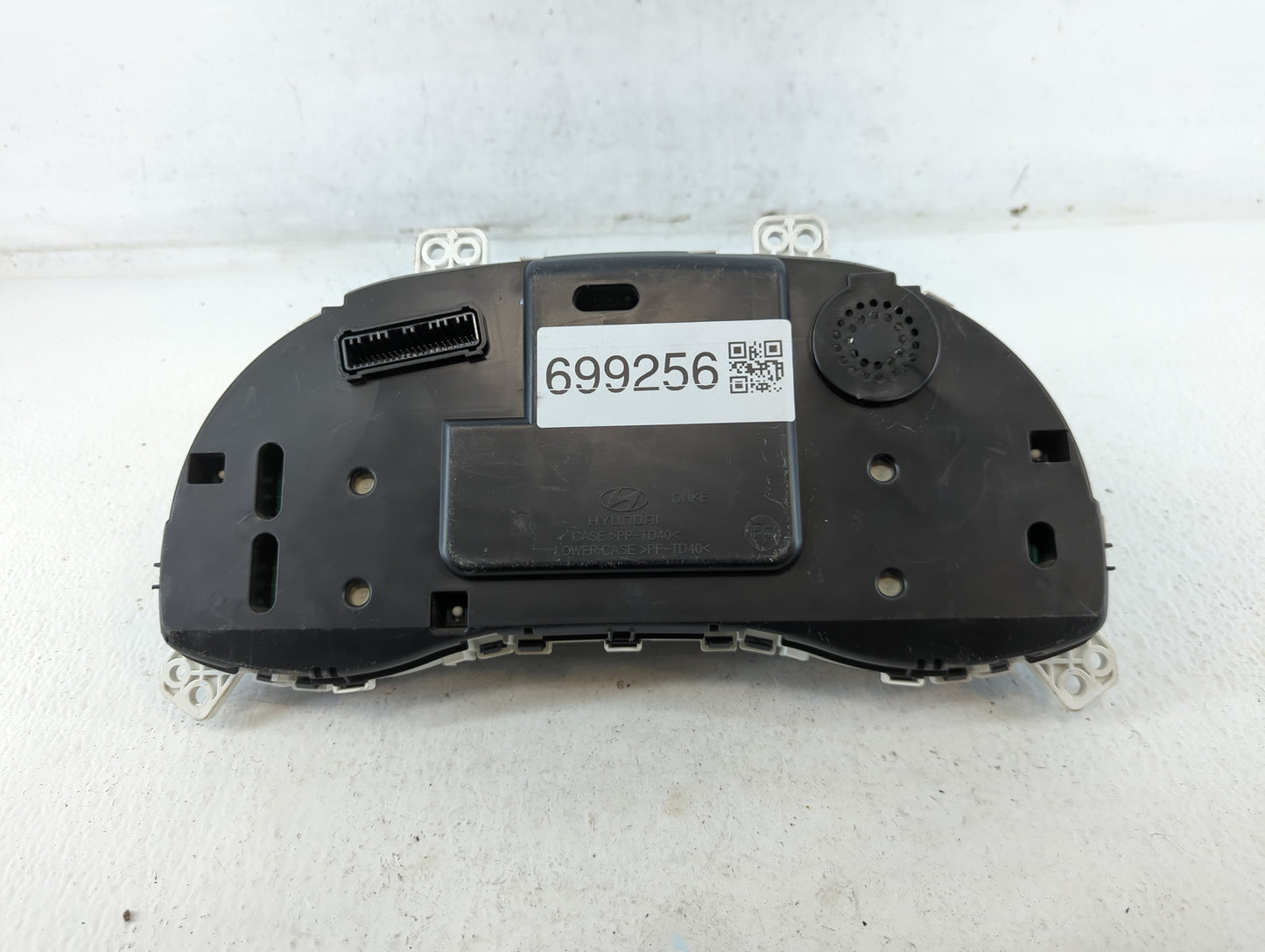 2017-2018 Hyundai Elantra Instrument Cluster Speedometer Gauges P/N:TN157590-15201H 94011-F3012 Fits Fits 2017 2018 OEM Used