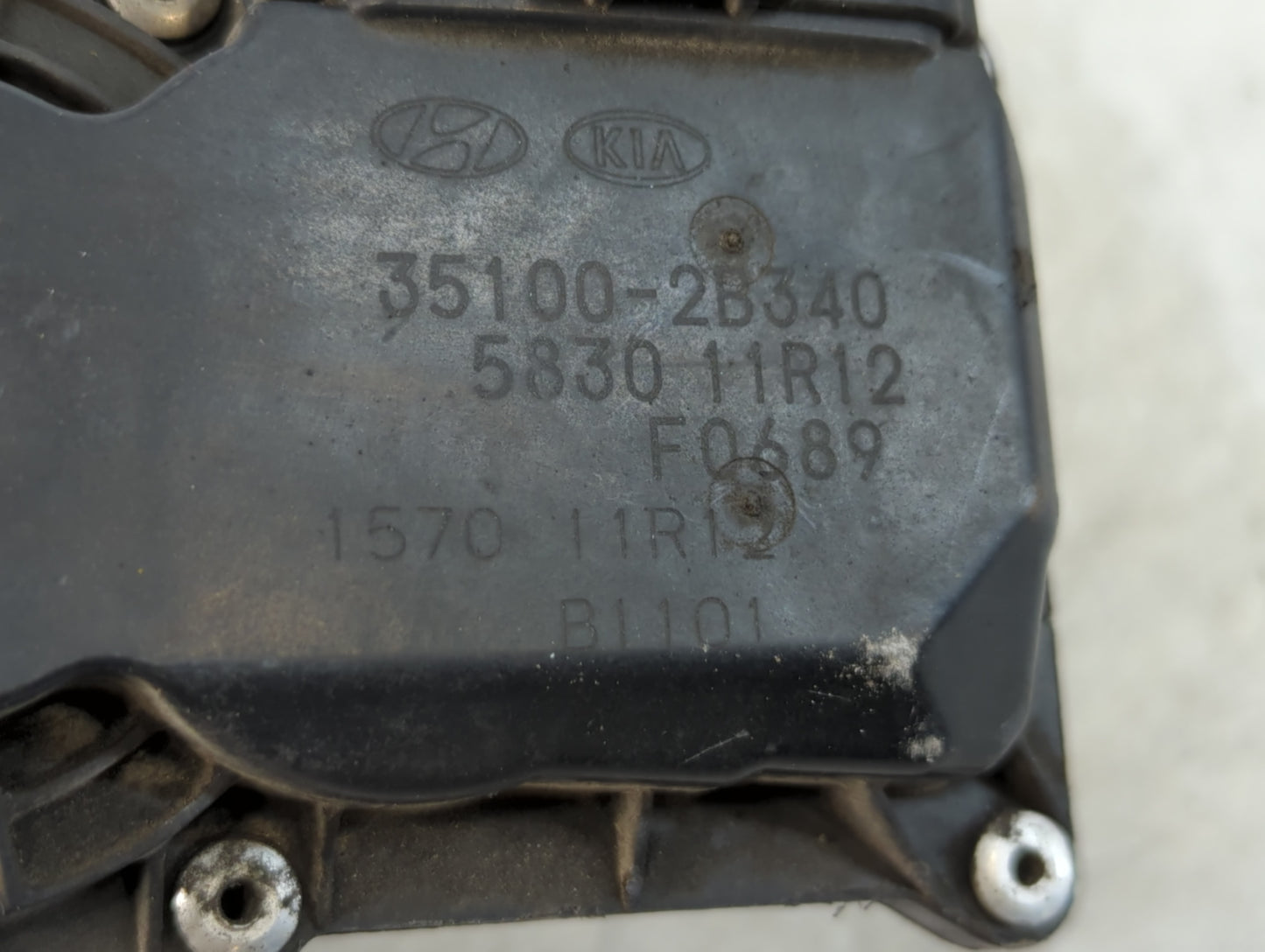 2017-2020 Hyundai Elantra Throttle Body P/N:35100-2B340 Fits Fits 2017 2018 2019 2020 OEM Used Auto Parts - Oemusedautoparts