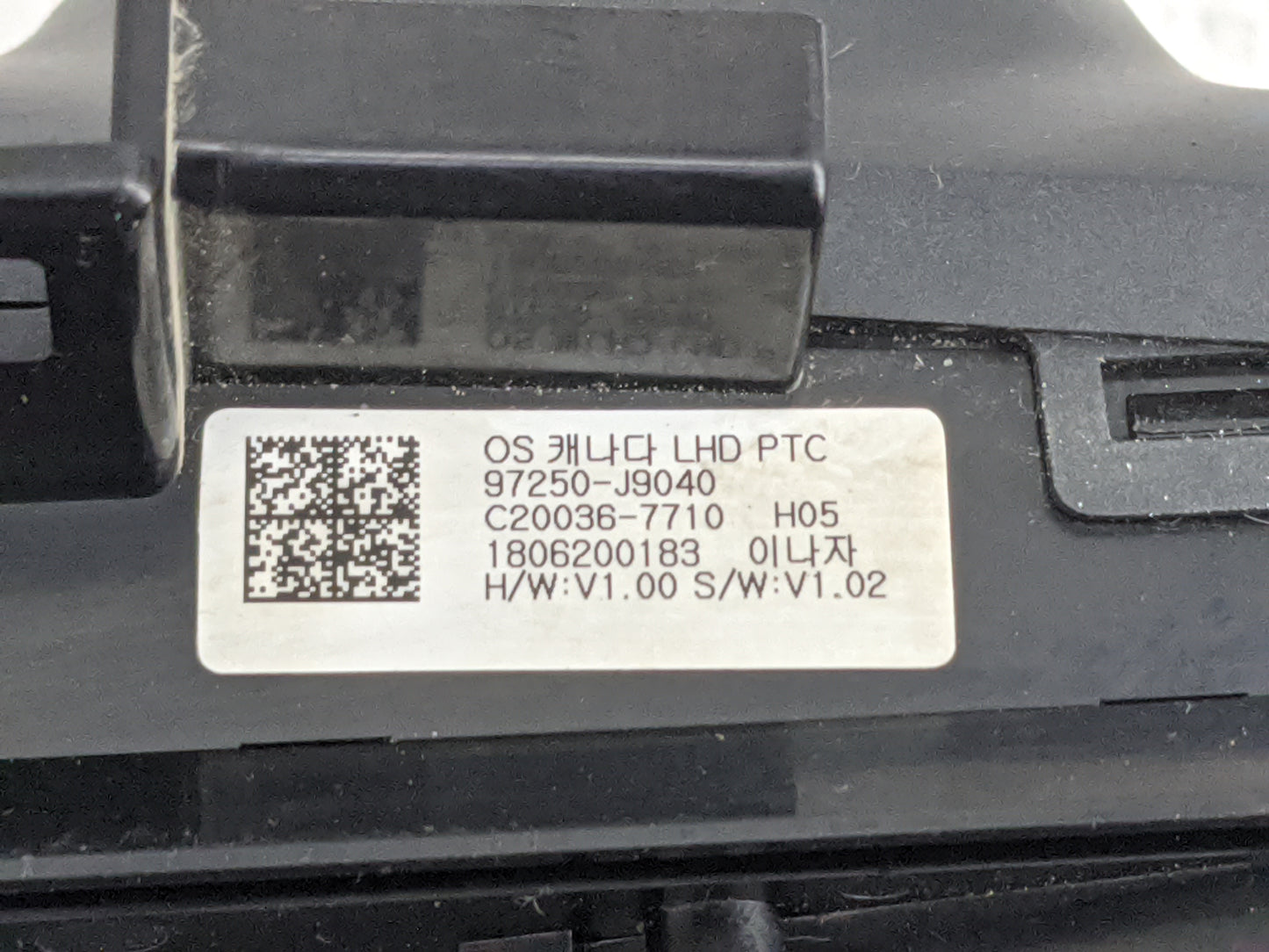 2018-2021 Hyundai Kona Climate Control Module Temperature AC/Heater Replacement P/N:97250-J9040 C20036-7710 Fits OEM Used Au