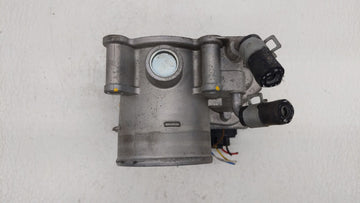 2018-2019 Hyundai Kona Throttle Body P/N:35100-2E400 Fits Fits 2012 2013 2014 2015 2016 2018 2019 OEM Used Auto Parts