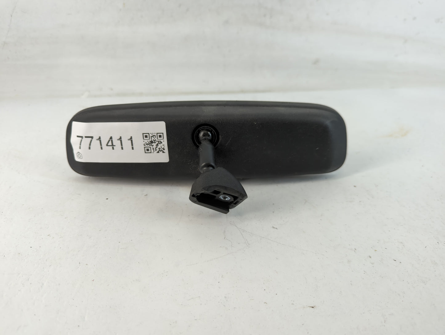 2018-2021 Hyundai Kona Interior Rear View Mirror Replacement OEM P/N:E4012143 Fits OEM Used Auto Parts - Oemusedautoparts1.c