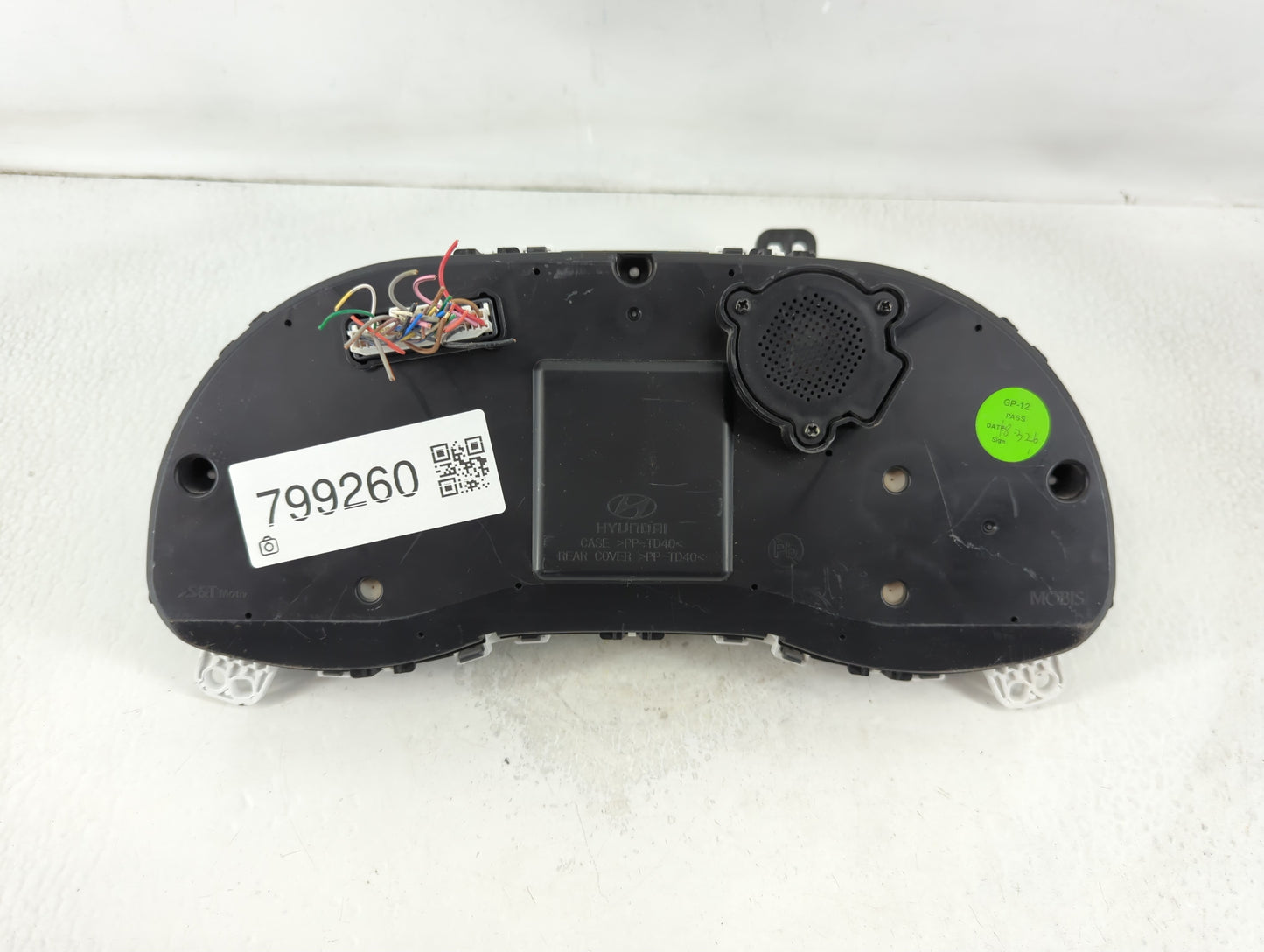 2018-2021 Hyundai Kona Instrument Cluster Speedometer Gauges P/N:IC0-16K039 94011J9100 Fits Fits 2018 2020 2021 OEM Used Aut