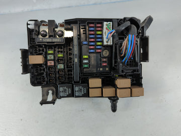 2018-2021 Hyundai Kona Fusebox Fuse Box Panel Relay Module P/N:91227-J9270 Fits Fits 2018 2019 2020 2021 OEM Used Auto Parts