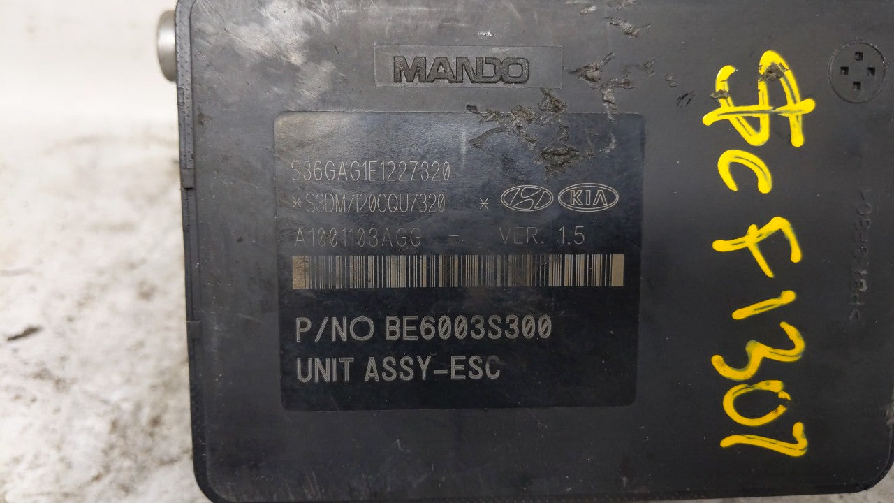 2017-2018 Hyundai Santa Fe ABS Pump Control Module Replacement Fits Fits 2017 2018 OEM Used Auto Parts - Oemusedautoparts1.c
