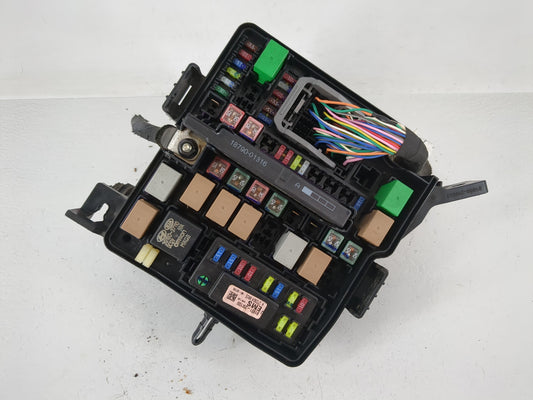 2018 Hyundai Santa Fe Fusebox Fuse Box Panel Relay Module P/N:P68258536AB Fits OEM Used Auto Parts