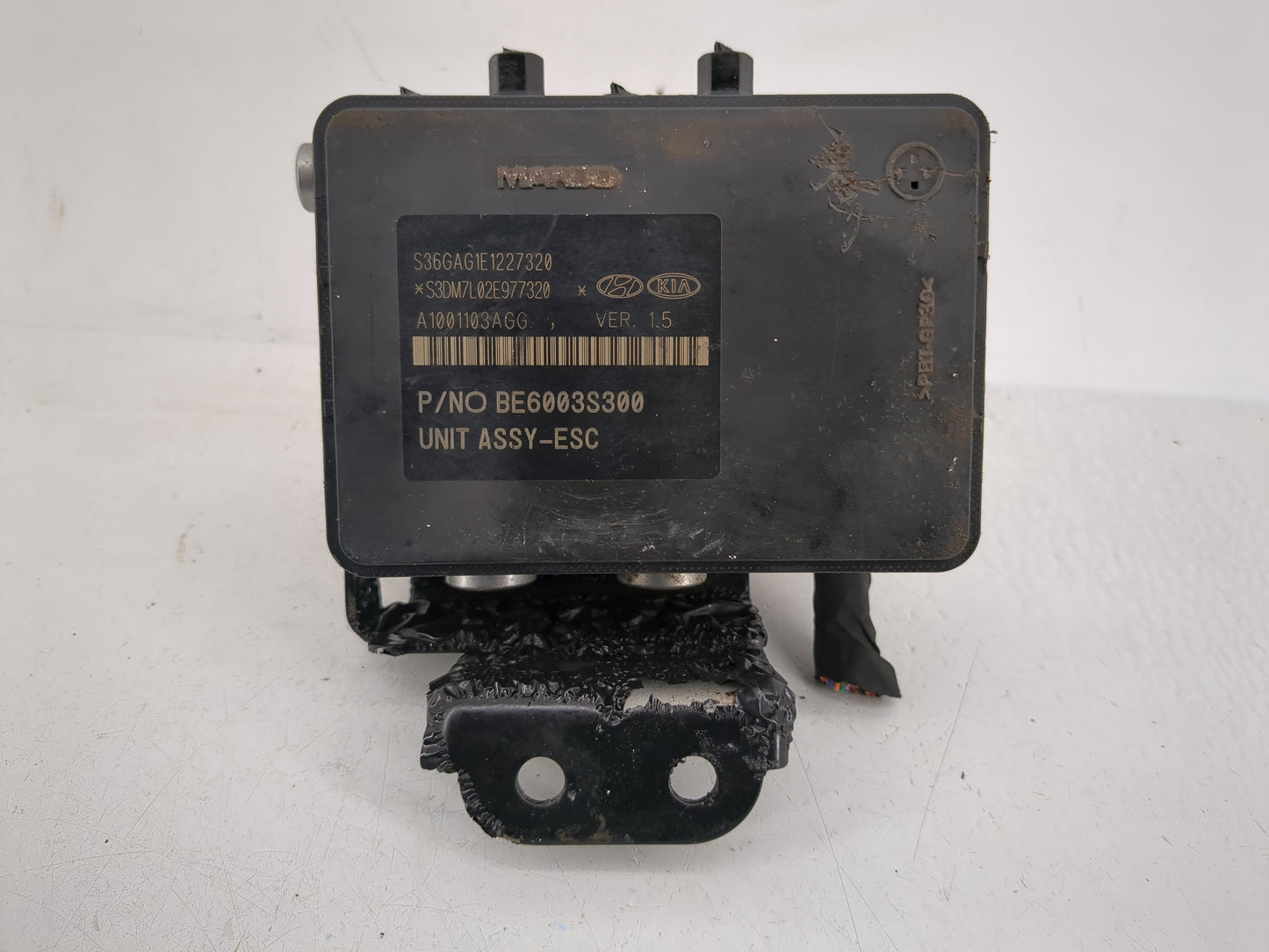 2017-2018 Hyundai Santa Fe ABS Pump Control Module Replacement P/N:BE6003S300 3641801830164, 58920-4Z300 Fits Fits 2017 2018