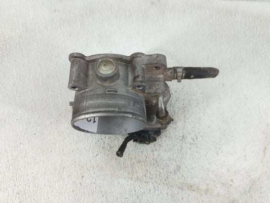 2013-2018 Hyundai Santa Fe Throttle Body P/N:35100-3CAA0 Fits Fits 2012 2013 2014 2015 2016 2017 2018 OEM Used Auto Parts