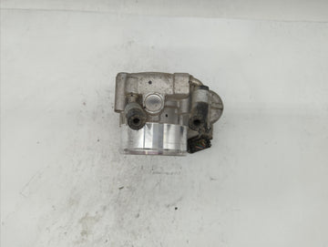 2018 Hyundai Santa Fe Throttle Body P/N:0 280 750 618 35100-2G600 Fits Fits 2015 2016 2017 2019 OEM Used Auto Parts