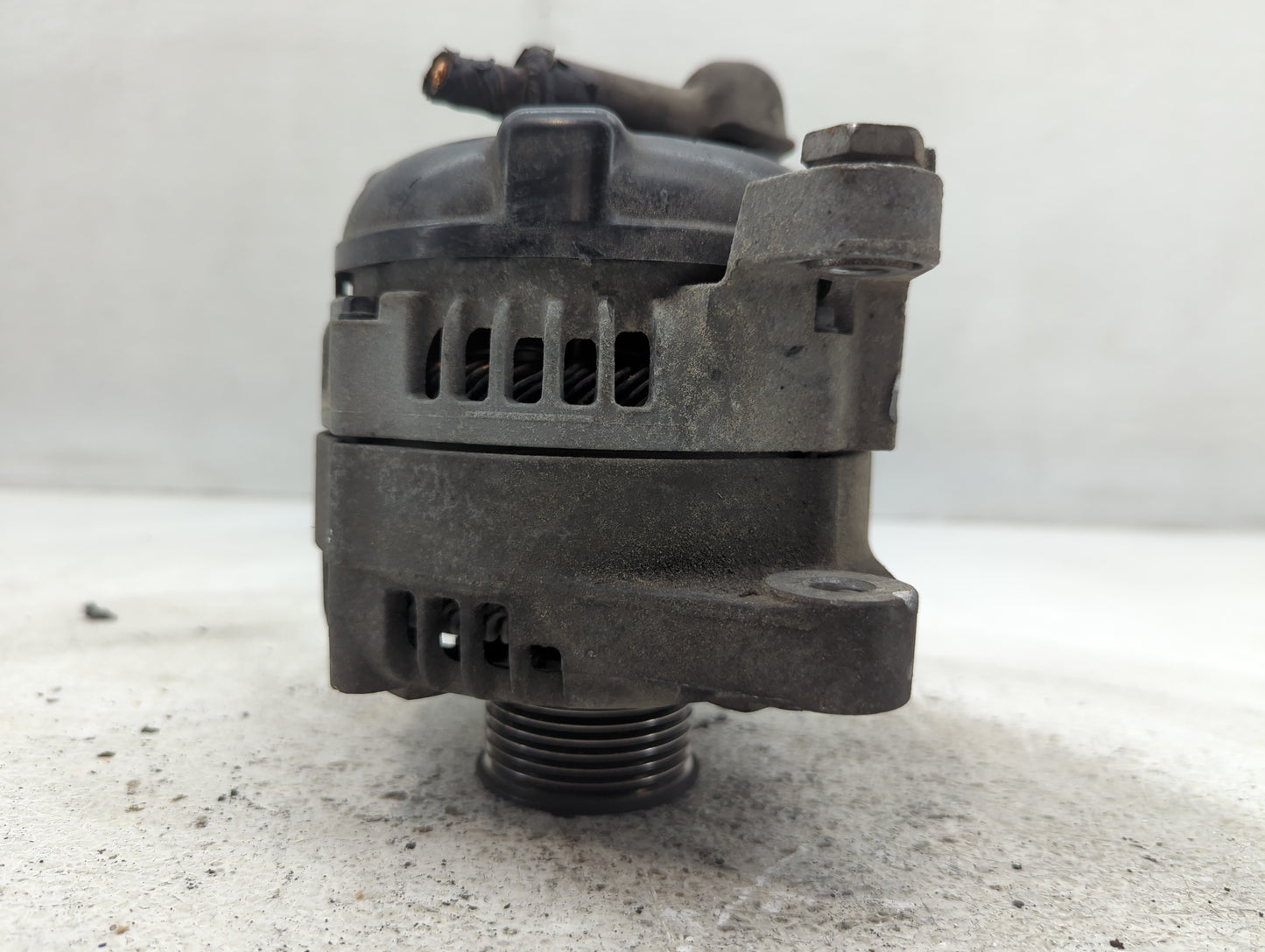 2019-2020 Hyundai Santa Fe Alternator Replacement Generator Charging Assembly Engine OEM P/N:TN104211-8790 37300-2G061 Fits