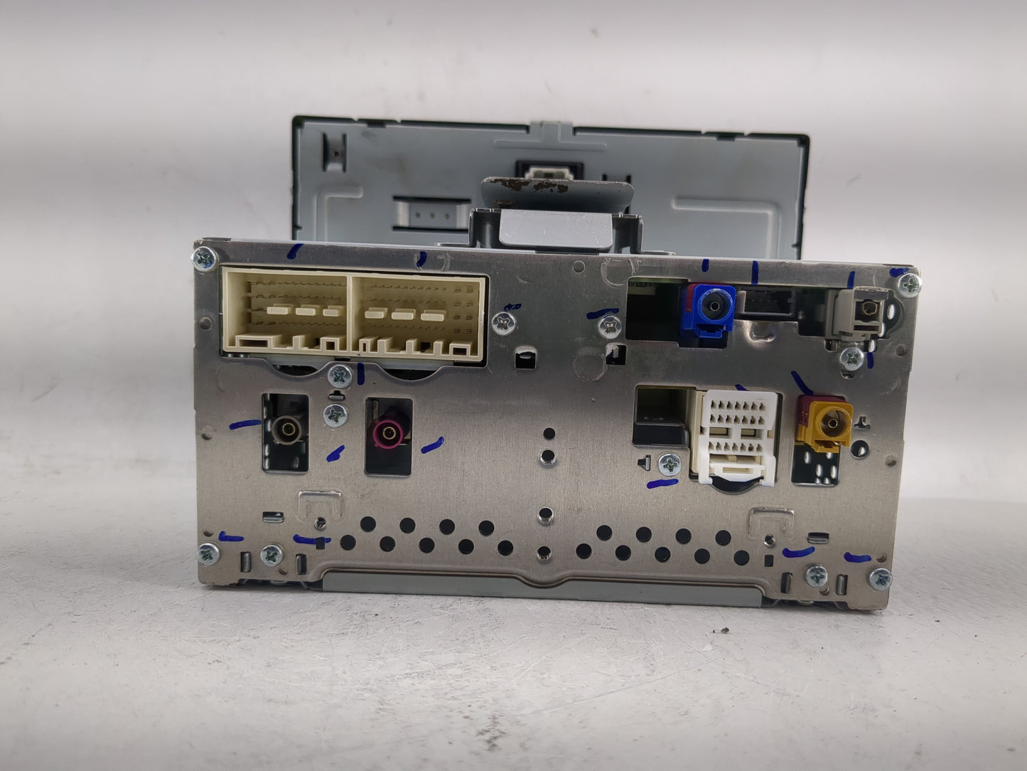 2018-2019 Hyundai Sonata Radio AM FM Cd Player Receiver Replacement P/N:96160C2UB04X Fits Fits 2018 2019 OEM Used Auto Parts