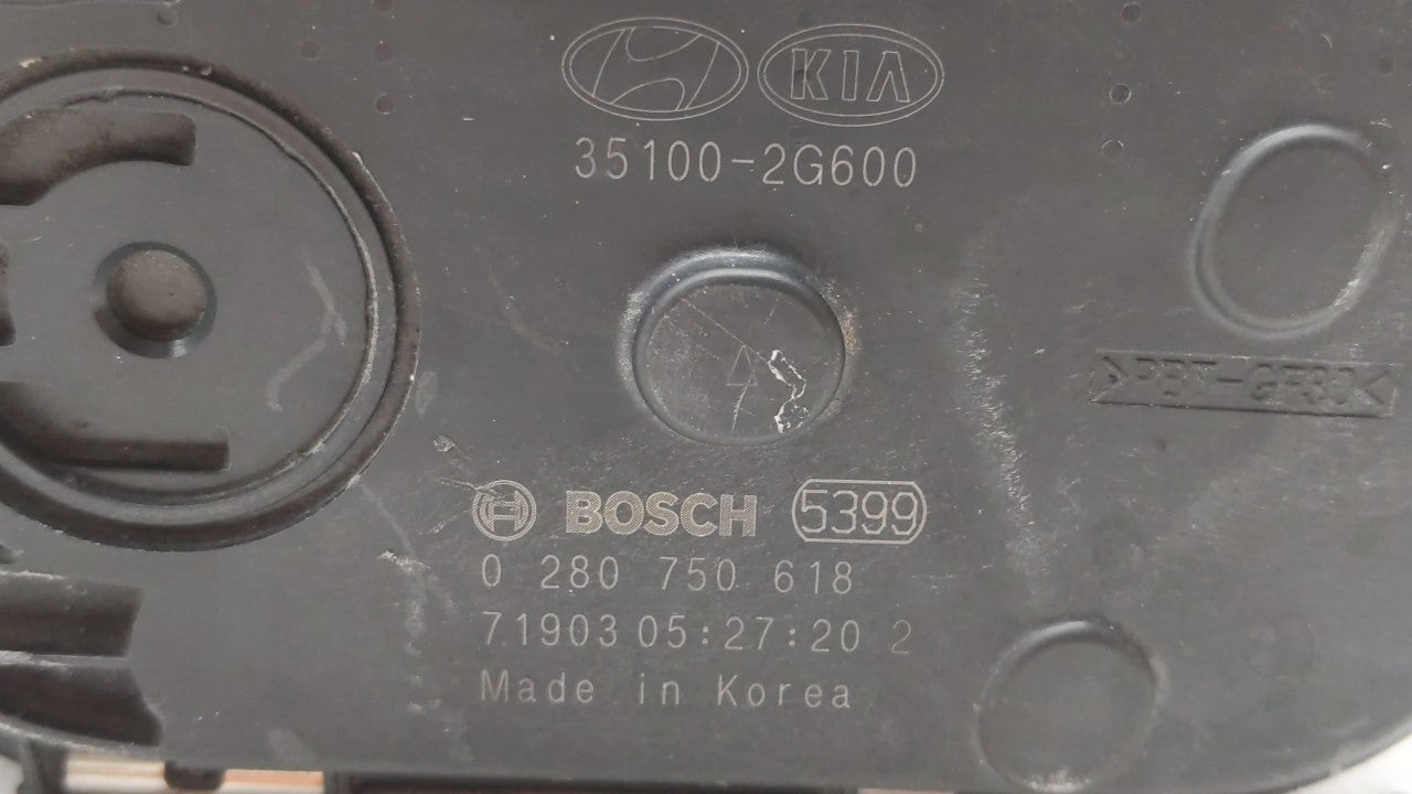 2015-2019 Hyundai Sonata Throttle Body P/N:0 280 750 618 35100-2G600 Fits Fits 2015 2016 2017 2018 2019 OEM Used Auto Parts