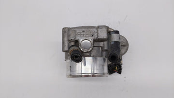 2015-2019 Hyundai Sonata Throttle Body P/N:35100-2G600 Fits Fits 2015 2016 2017 2018 2019 OEM Used Auto Parts