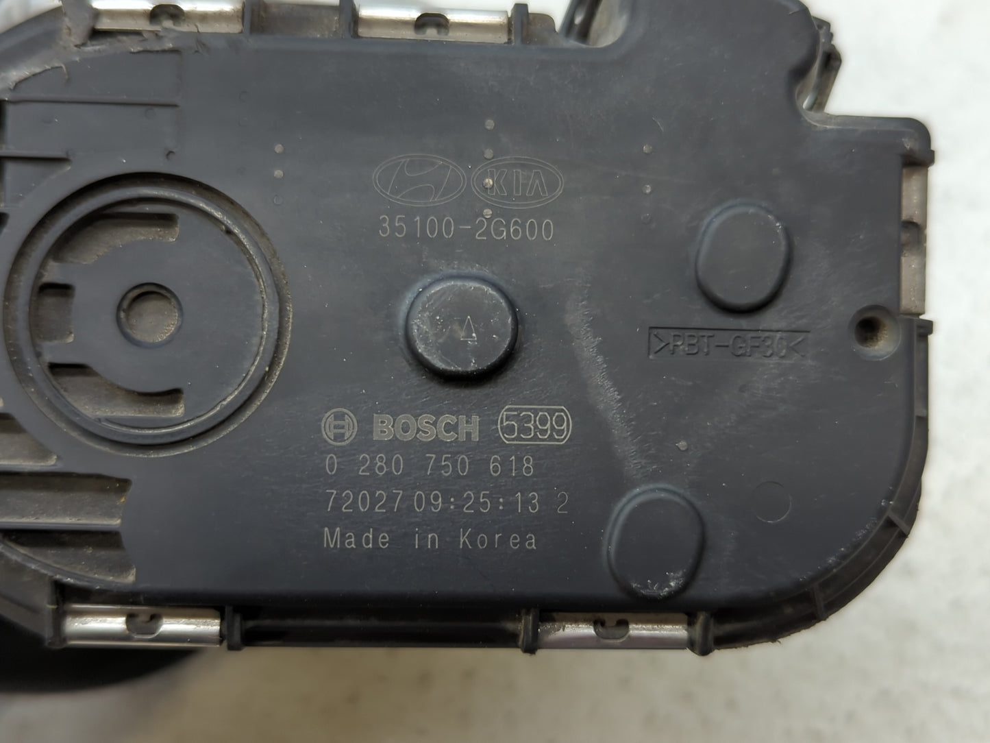 2015-2019 Hyundai Sonata Throttle Body P/N:35100-2G600 Fits Fits 2015 2016 2017 2018 2019 OEM Used Auto Parts - Oemusedautop