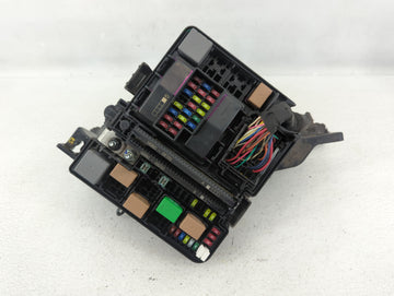 2018-2019 Hyundai Sonata Fusebox Fuse Box Panel Relay Module P/N:91951-C2850 912A0-C2230 Fits Fits 2018 2019 OEM Used Auto Parts