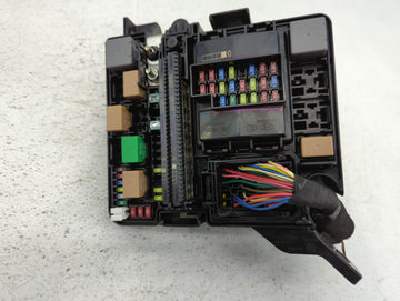 2018-2019 Hyundai Sonata Fusebox Fuse Box Panel Relay Module P/N:VS9 12A0C2270LA Fits Fits 2018 2019 OEM Used Auto Parts