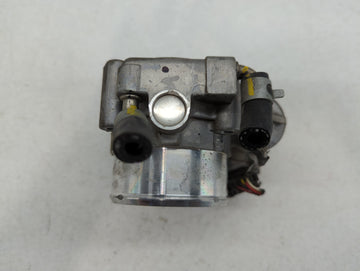 2015-2019 Hyundai Sonata Throttle Body P/N:35100-2G610 Fits Fits 2015 2016 2017 2018 2019 2020 2021 OEM Used Auto Parts