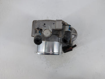 2015-2019 Hyundai Sonata Throttle Body P/N:35100-2G600 Fits Fits 2015 2016 2017 2018 2019 2020 2021 OEM Used Auto Parts