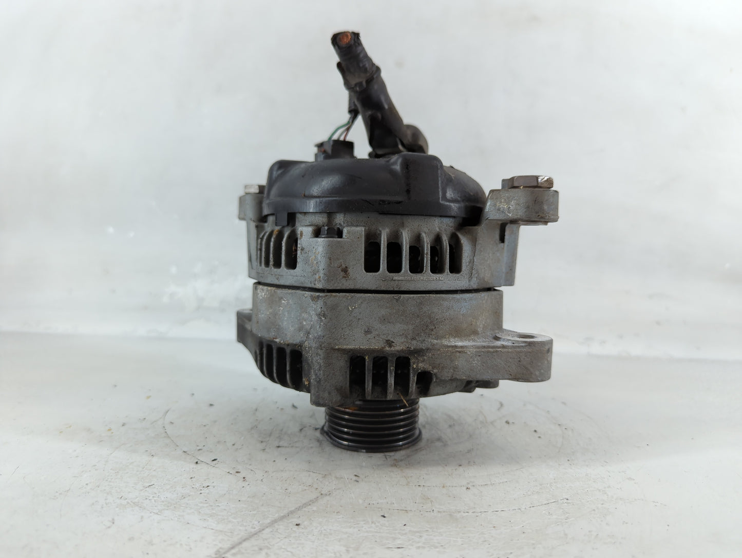 2015-2019 Hyundai Sonata Alternator Replacement Generator Charging Assembly Engine OEM P/N:TN104211-8790 37300-2G061 Fits OE