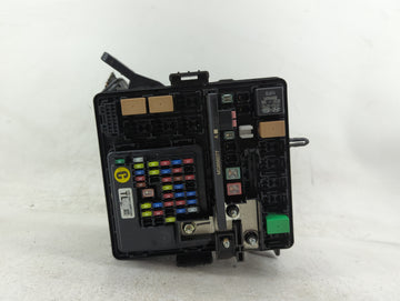 2016-2018 Hyundai Tucson Fusebox Fuse Box Panel Relay Module P/N:91422-D3132 Fits Fits 2016 2017 2018 OEM Used Auto Parts