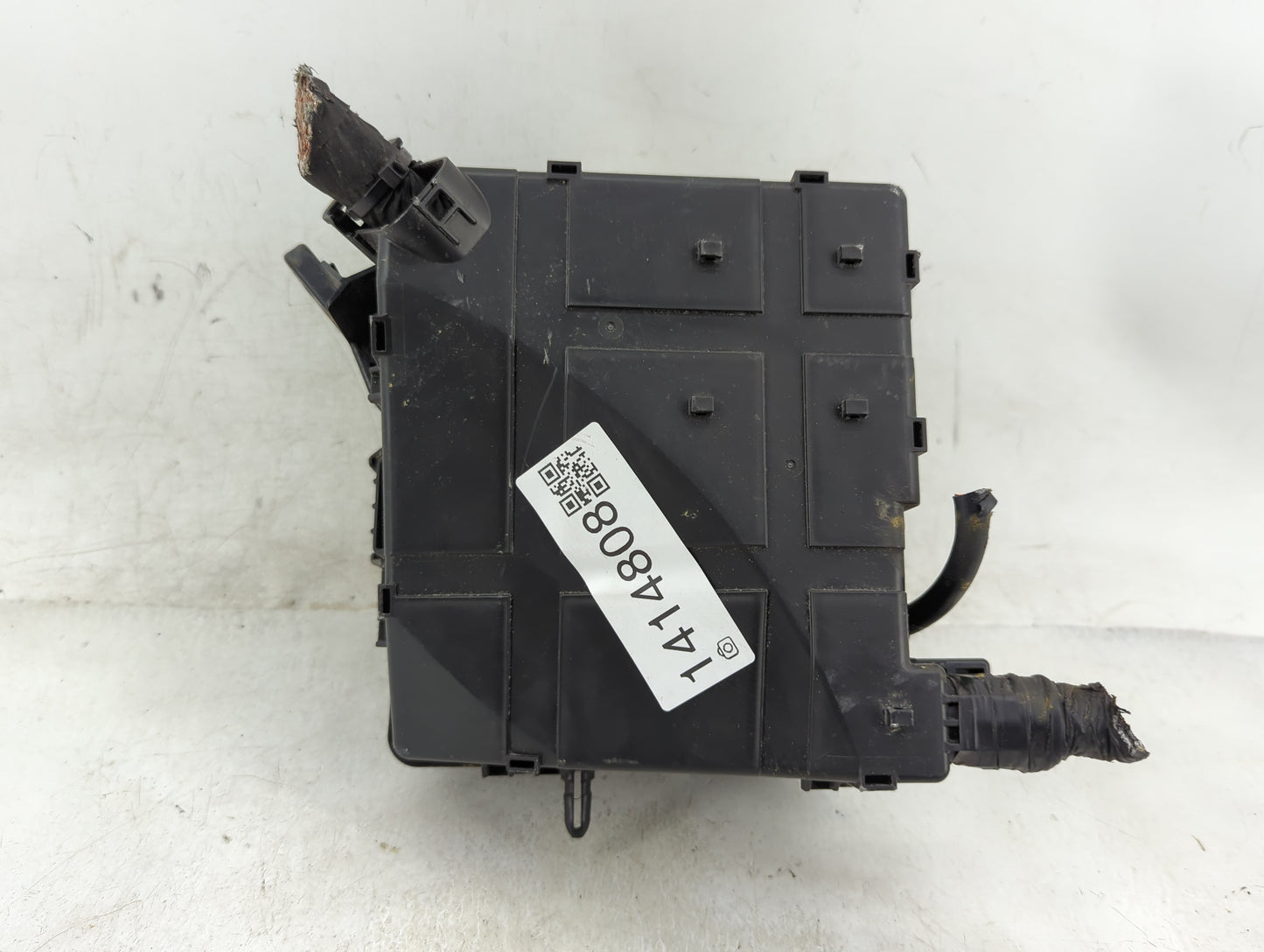 2016-2018 Hyundai Tucson Fusebox Fuse Box Panel Relay Module P/N:91941-D3023 Fits Fits 2016 2017 2018 OEM Used Auto Parts -