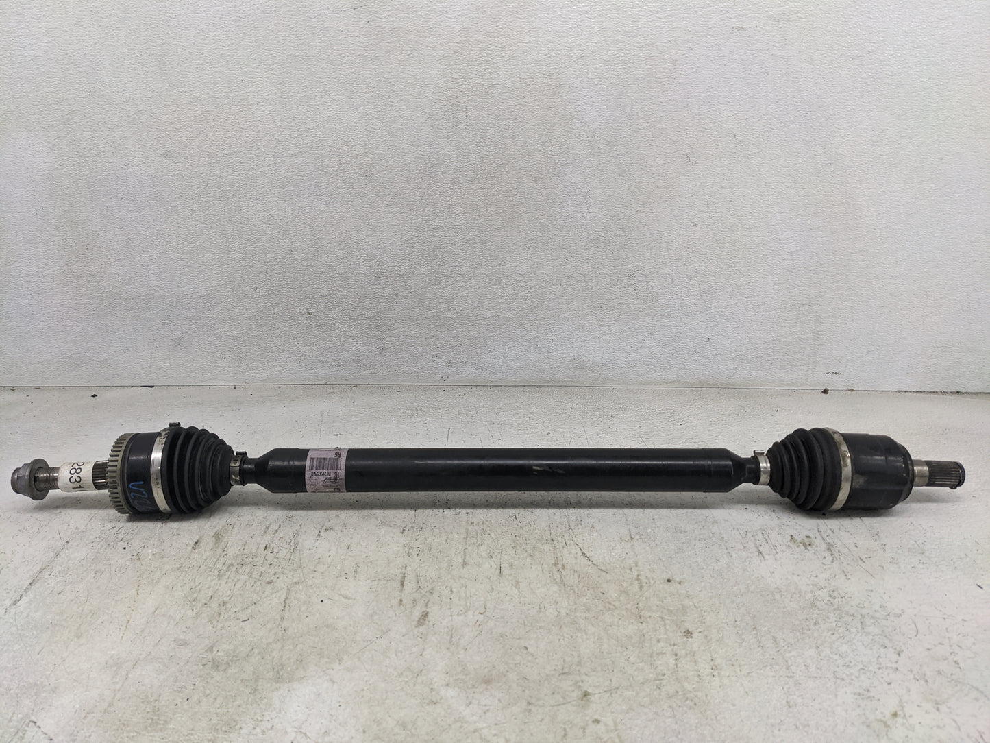 2016-2021 Hyundai Tucson Axle Shaft Front Passenger Cv C/v - Oemusedautoparts1.com