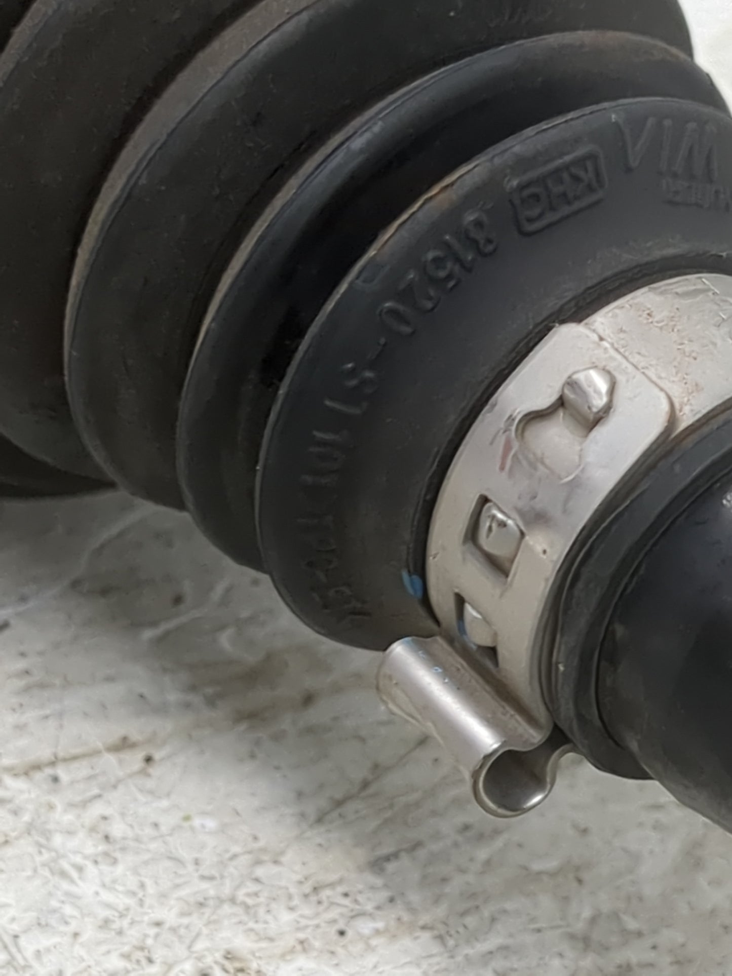 2016-2021 Hyundai Tucson Axle Shaft Rear Driver Cv C/v 1428424 - Oemusedautoparts1.com