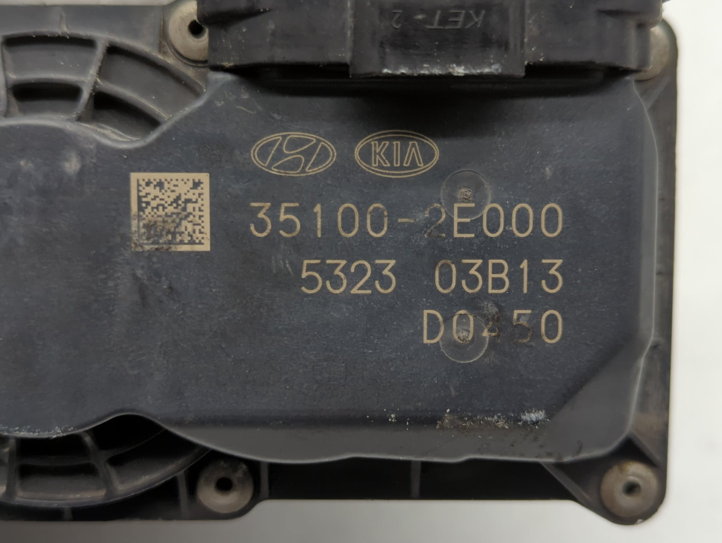 2014-2018 Hyundai Tucson Throttle Body P/N:35100-2E710 35100-2E000 Fits Fits 2011 2012 2013 2014 2015 2016 2017 2018 2019 OE