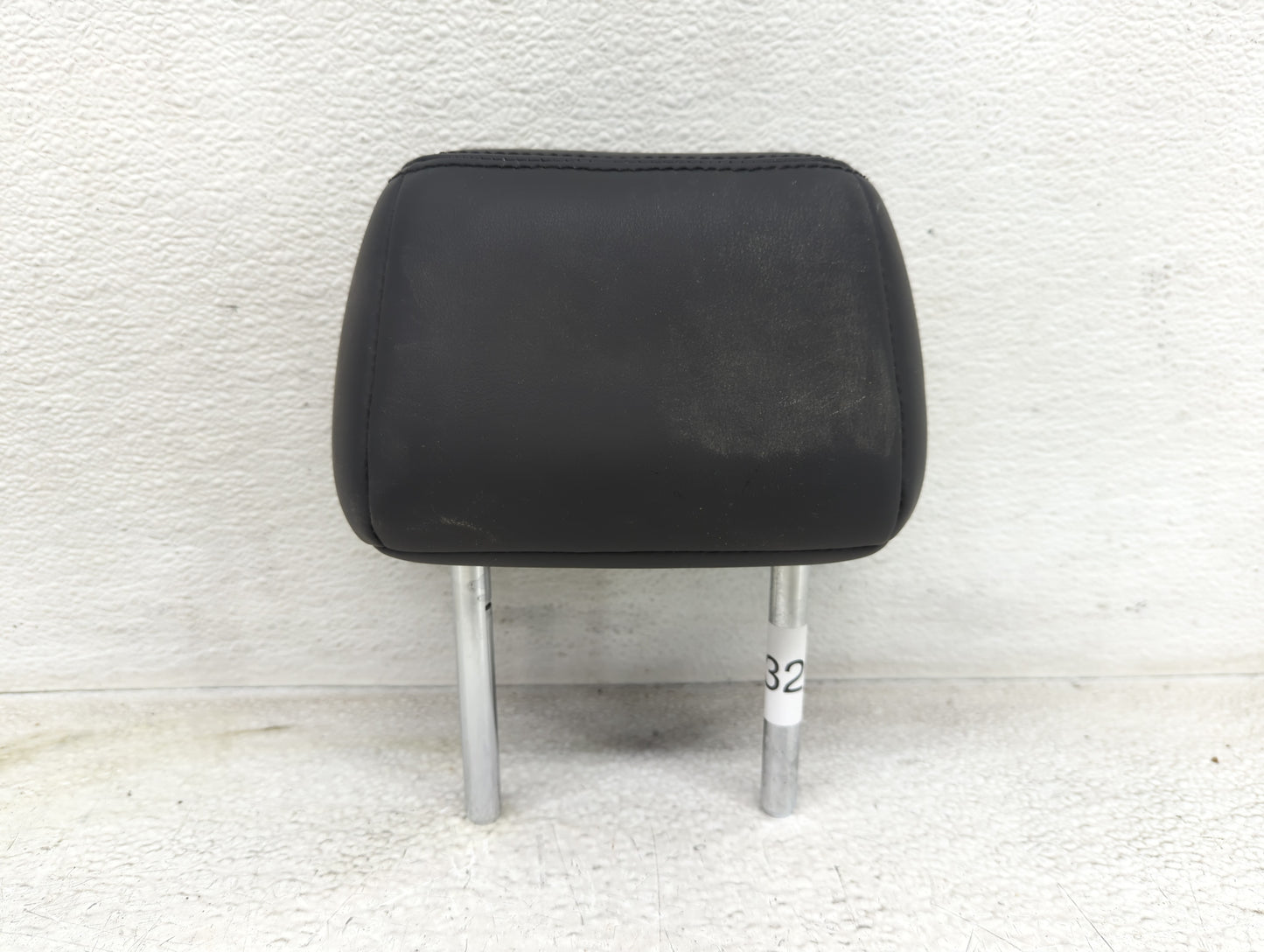 2018 Infiniti Q50 Headrest Head Rest Rear Center Seat Fits OEM Used Auto Parts - Oemusedautoparts1.com