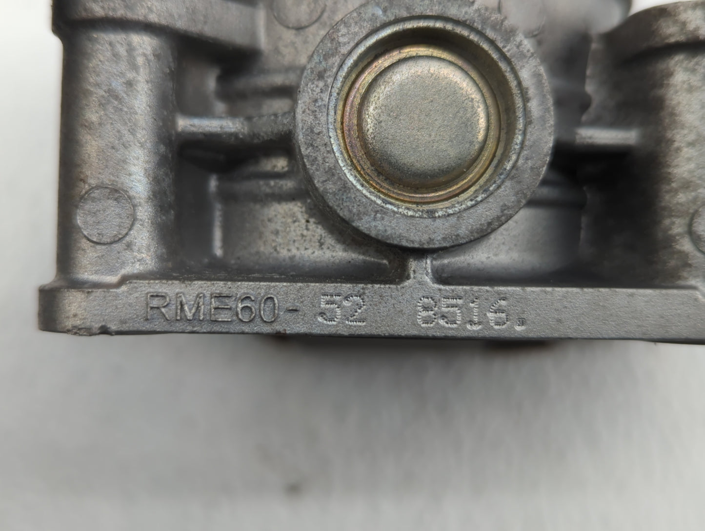 2016-2020 Infiniti Q50 Throttle Body P/N:RME60-52 Fits Fits 2016 2017 2018 2019 2020 OEM Used Auto Parts - Oemusedautoparts1