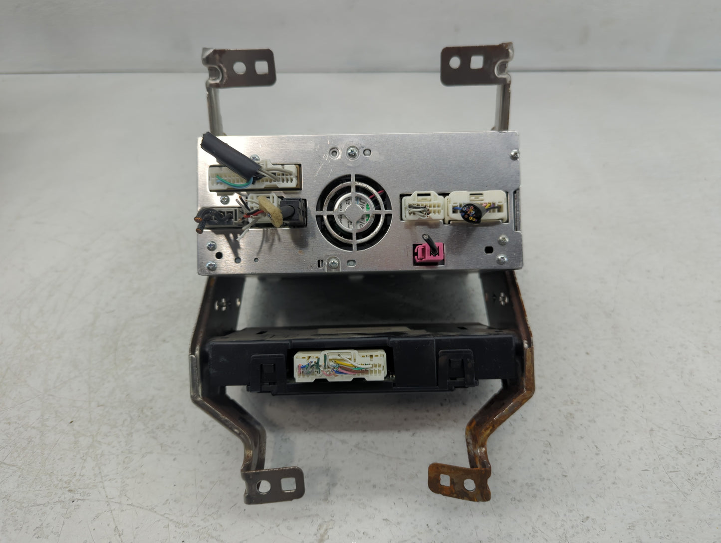 2018 Infiniti Q50 Radio AM FM Cd Player Receiver Replacement P/N:28330 9PB0A Fits OEM Used Auto Parts - Oemusedautoparts1.co