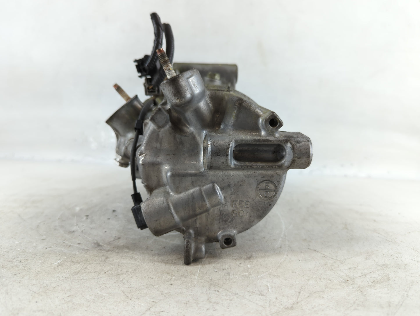 2016-2020 Infiniti Q50 Air Conditioning A/c Ac Compressor Oem - Oemusedautoparts1.com