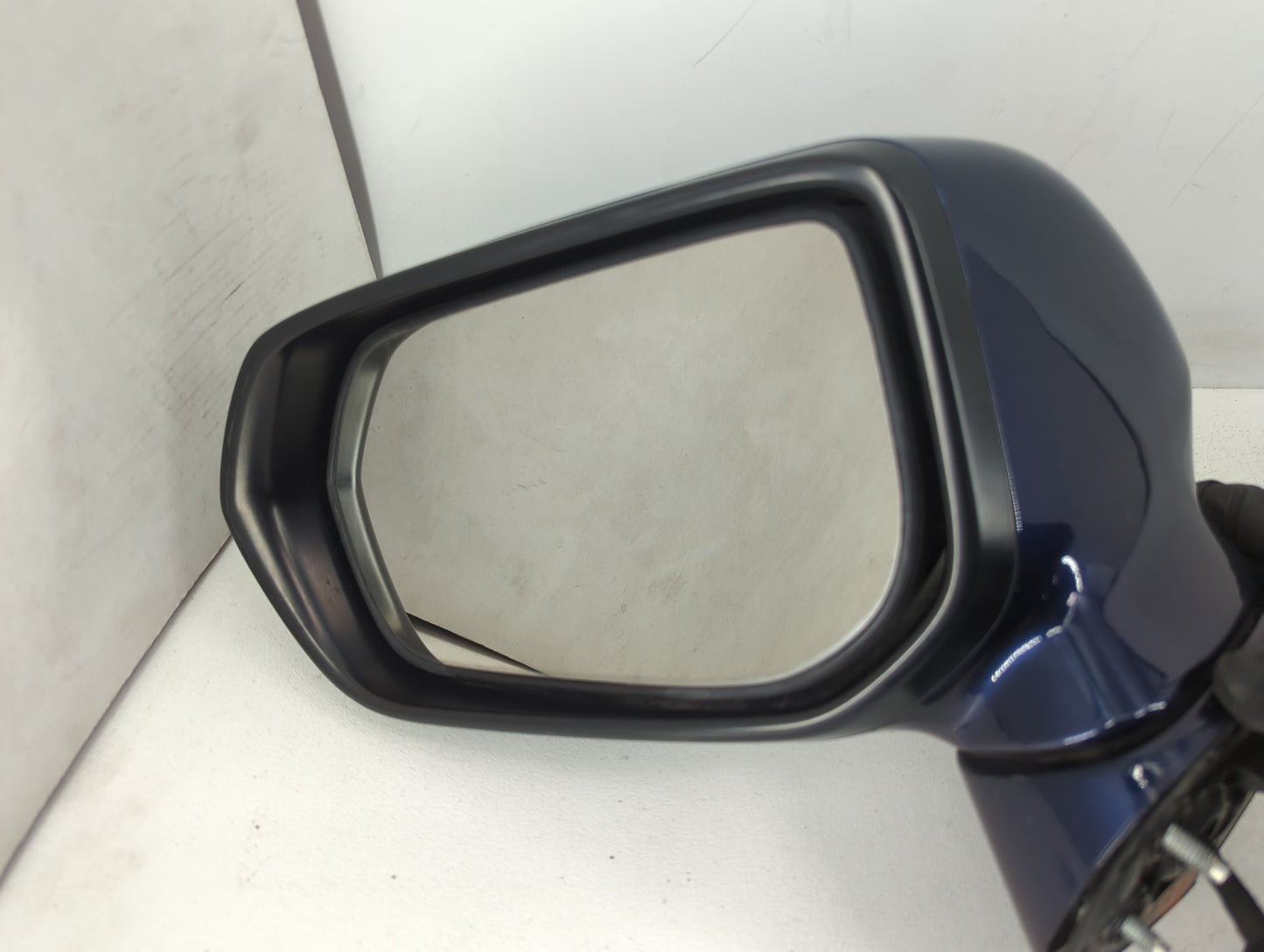 2014-2020 Infiniti Q50 Driver Side View Mirror - Left Door Mirror OEM Used - Oemusedautoparts1.com