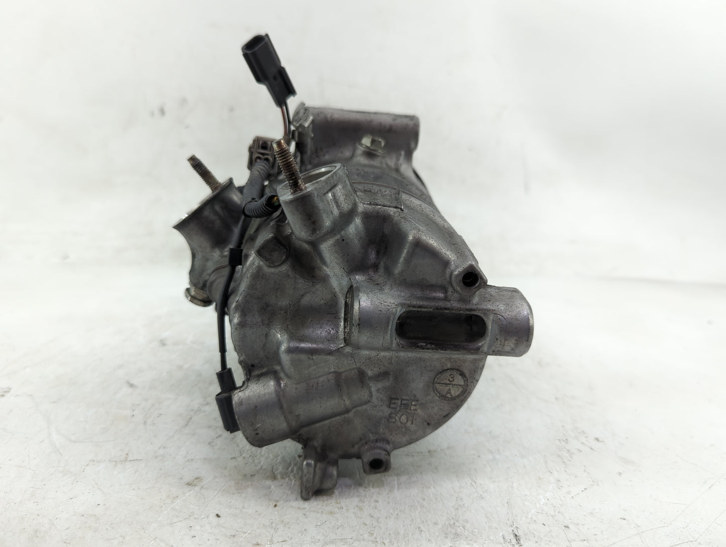 2017-2020 Infiniti Q60 Air Conditioning A/c Ac Compressor Oem - Oemusedautoparts1.com
