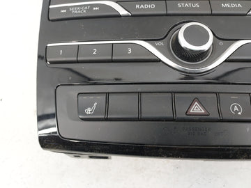 2017-2019 Infiniti Qx30 Radio AM FM Cd Player Receiver Replacement P/N:A 091 905 65 00 Fits Fits 2017 2018 2019 OEM Used Auto Parts