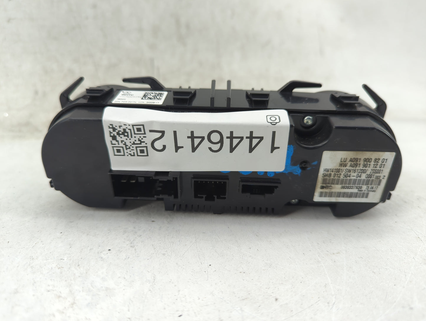 2018-2019 Infiniti Qx30 Climate Control Module Temperature AC/Heater Replacement P/N:A0919008201 A0919011201 Fits Fits 2018
