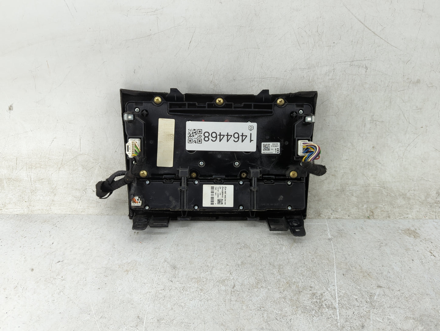 2017-2019 Infiniti Qx30 Radio Control Panel 1464468 - Oemusedautoparts1.com