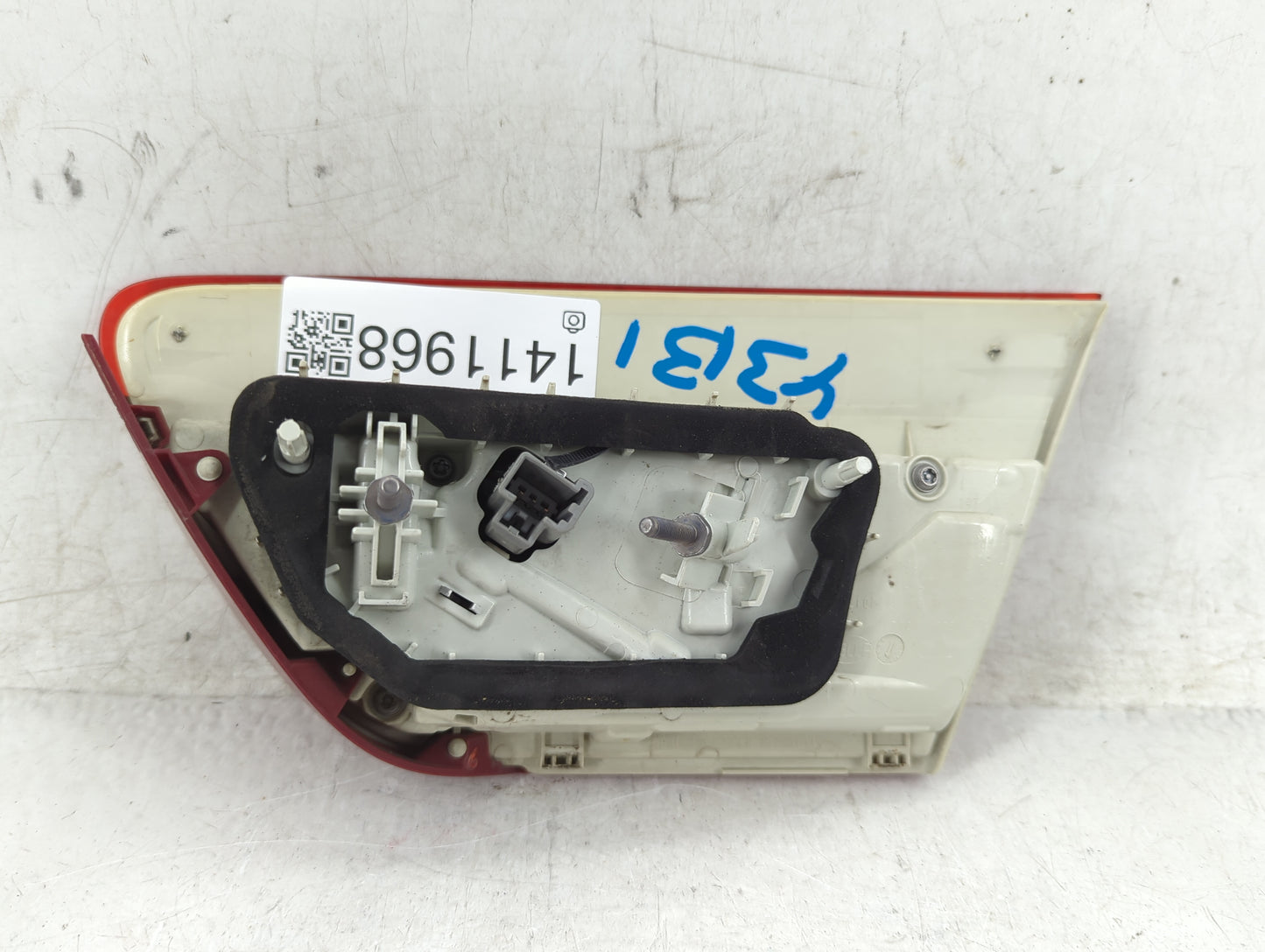 2017-2019 Jaguar Xe Tail Light Assembly Driver Left OEM Fits Fits 2017 2018 2019 OEM Used Auto Parts - Oemusedautoparts1.com