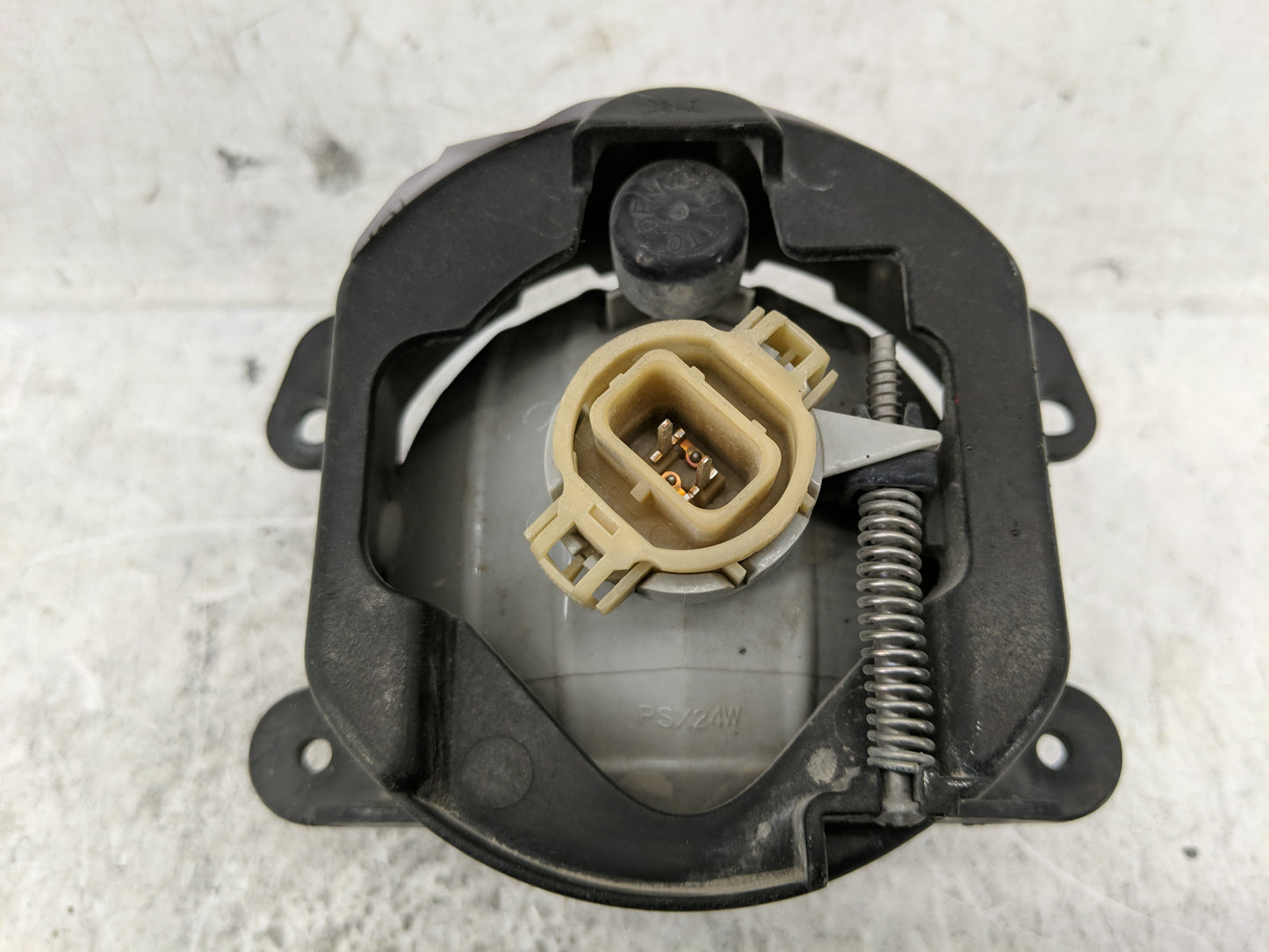 2018 Jeep Cherokee Passenger Right Oem Front Light Lamp - Oemusedautoparts1.com
