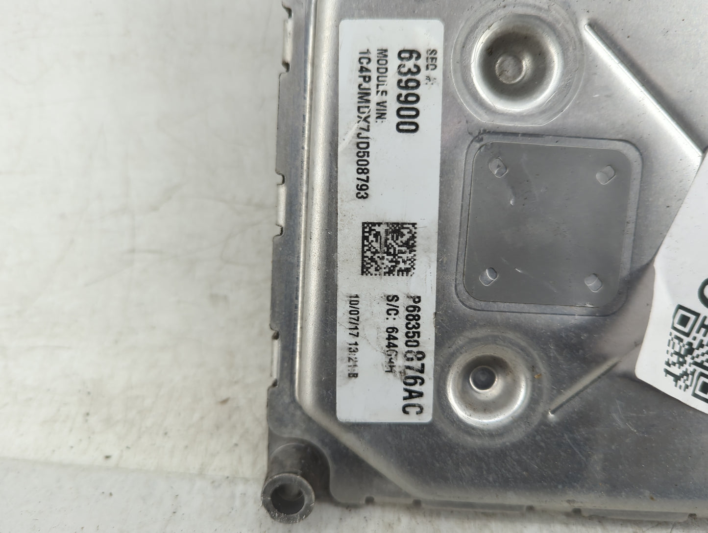 2018 Jeep Cherokee PCM Engine Control Computer ECU ECM PCU OEM P/N:P68350876AC Fits OEM Used Auto Parts - Oemusedautoparts1.