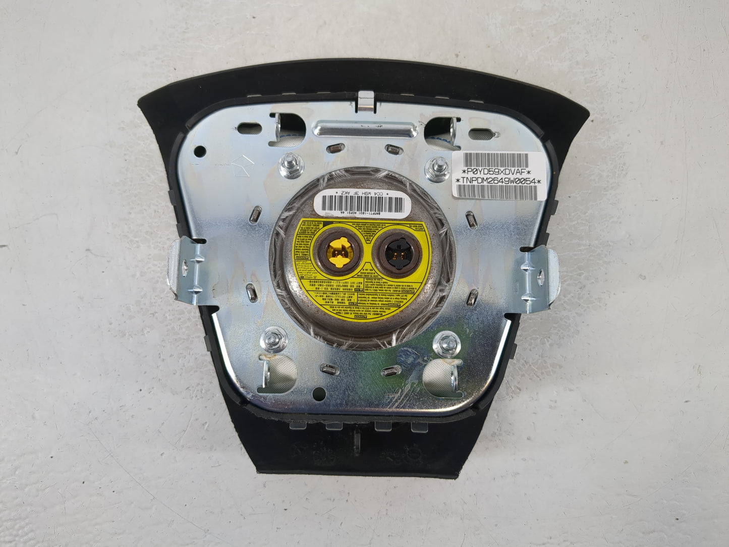 2009-2010 Jeep Compass Air Bag Driver Left Steering Wheel Mounted P/N:P0YD59XDVAF Fits Fits 2009 2010 OEM Used Auto Parts -
