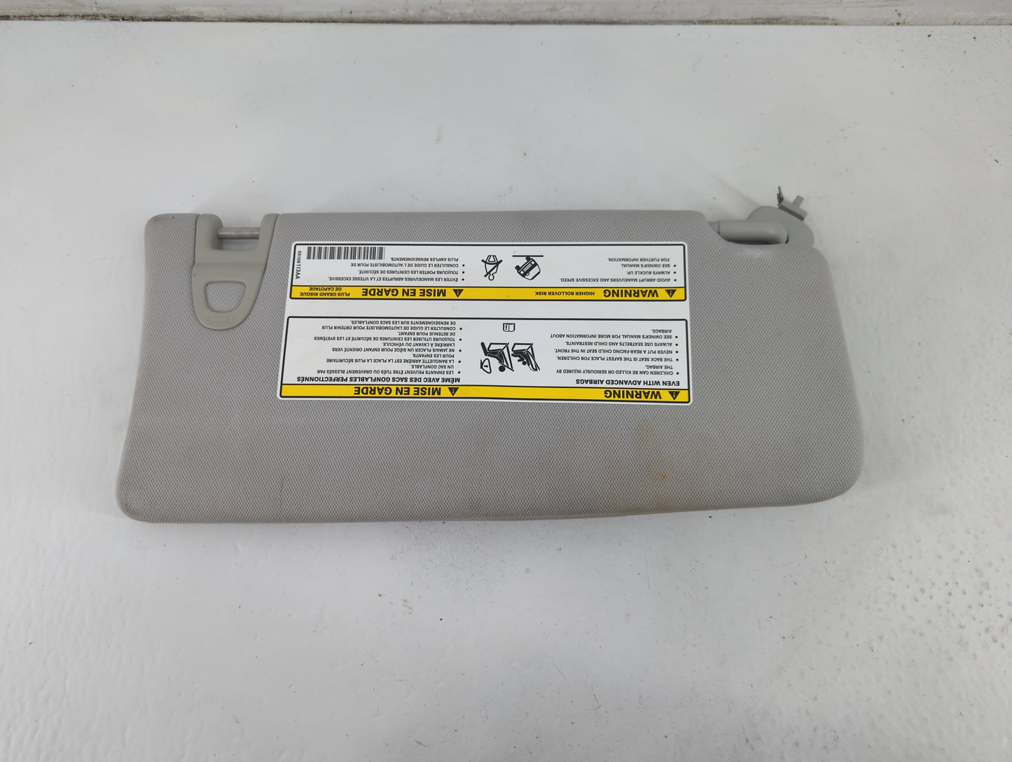2018 Jeep Compass Sun Visor Shade Replacement Driver Left Mirror Fits OEM Used Auto Parts - Oemusedautoparts1.com