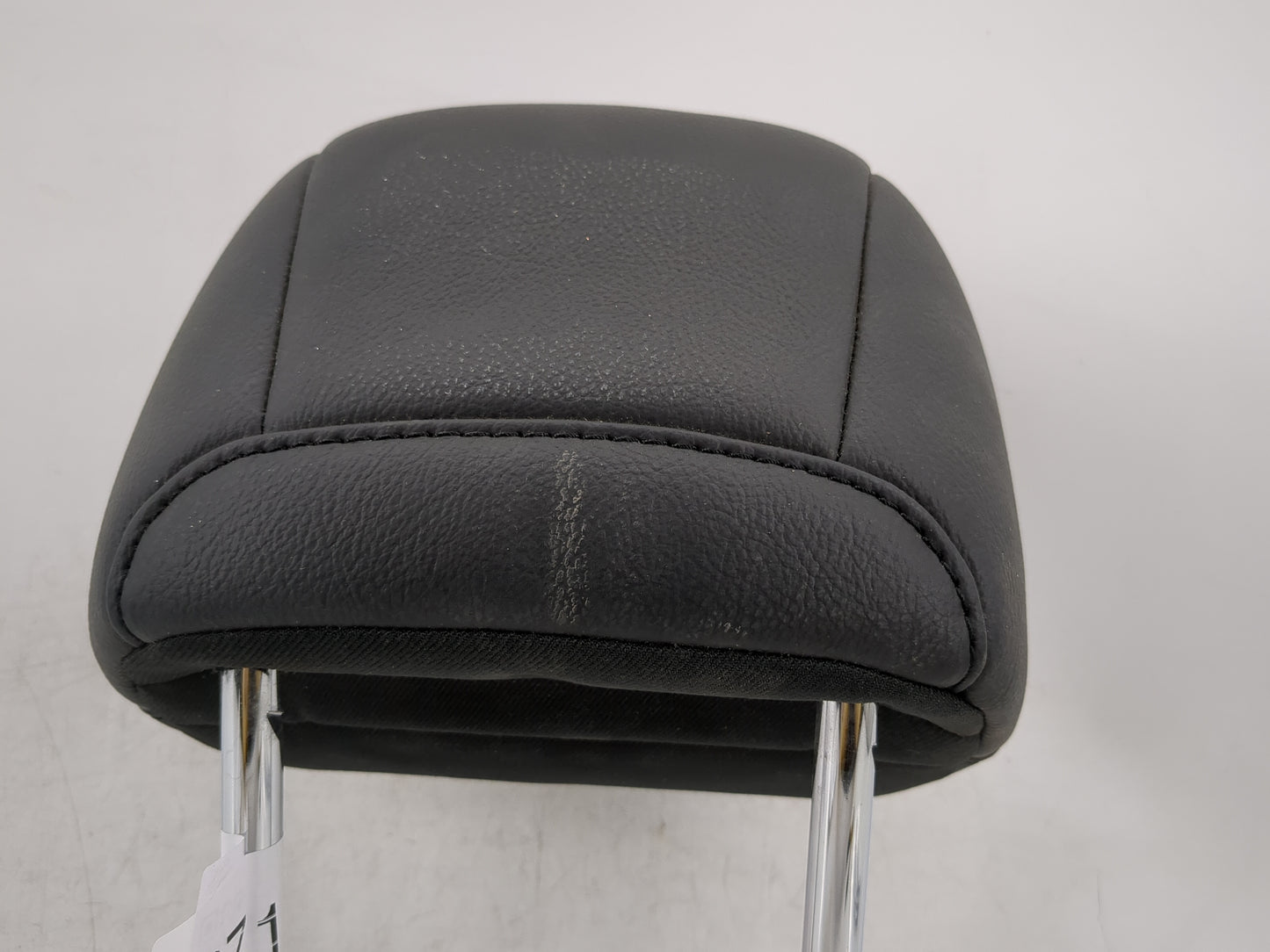 2018 Jeep Compass Headrest Head Rest Front Driver Passenger Seat Black - Oemusedautoparts1.com