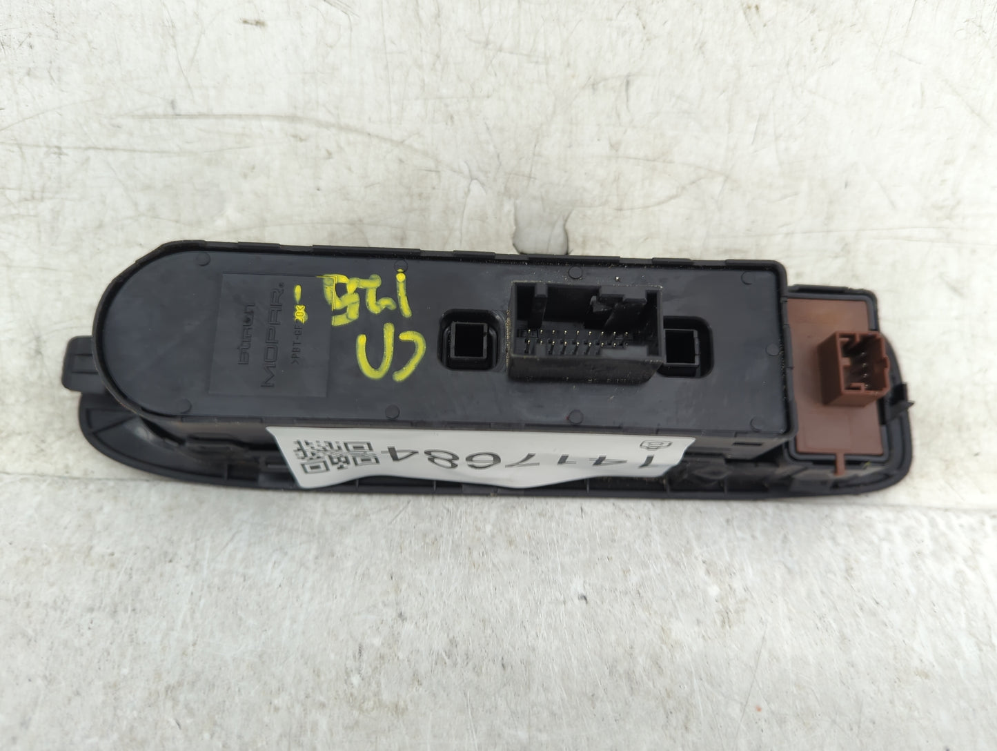 2018 Jeep Compass Master Power Window Switch Replacement Driver Side Left P/N:P6BZ27LXHAA Fits OEM Used Auto Parts - Oemused