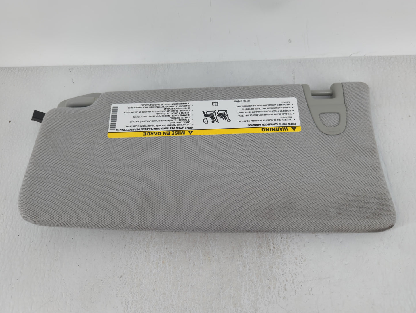 2018 Jeep Compass Sun Visor Shade Replacement Passenger Right Mirror Fits OEM Used Auto Parts - Oemusedautoparts1.com