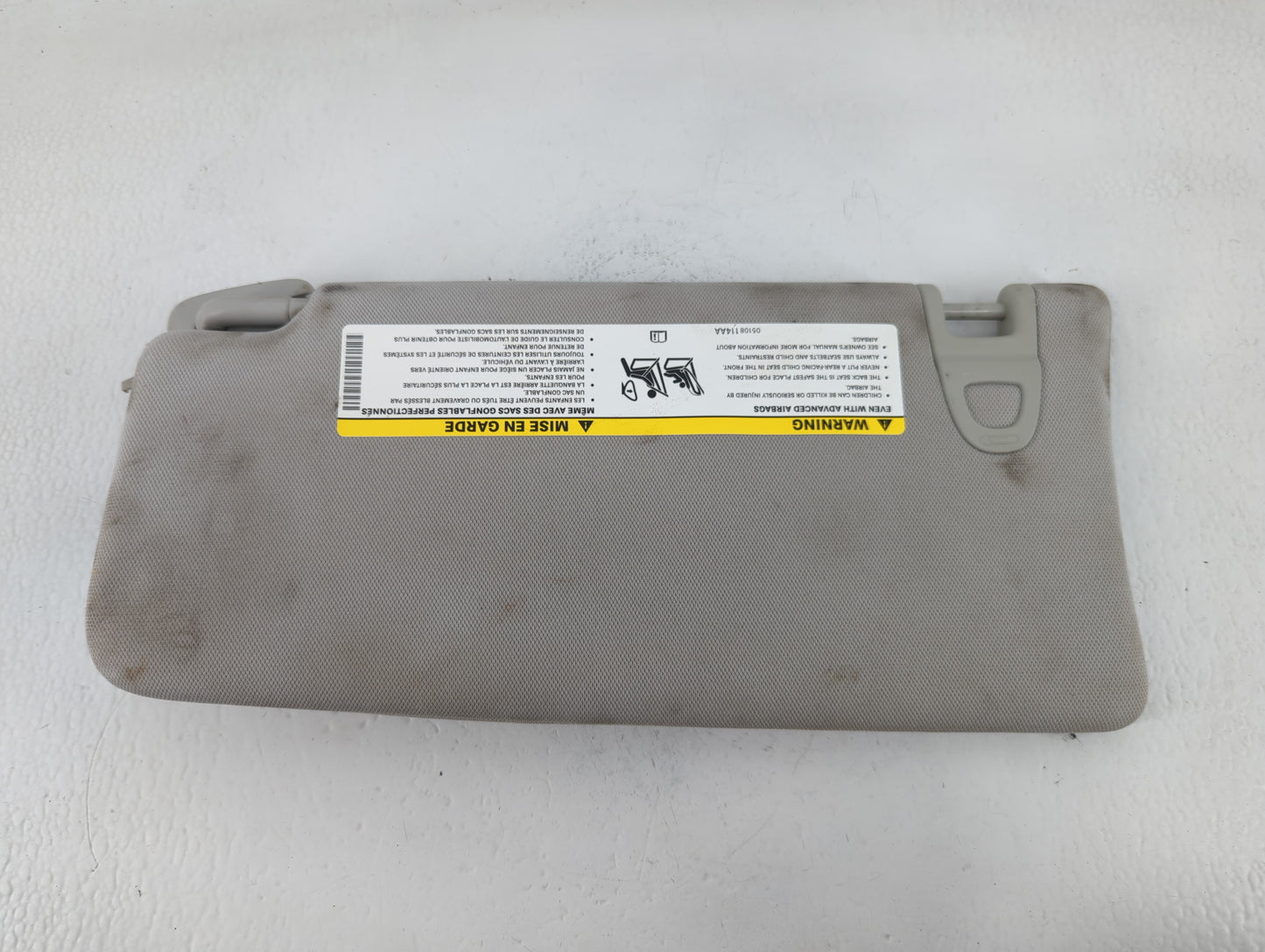 2018 Jeep Compass Sun Visor Shade Replacement Passenger Right Mirror Fits OEM Used Auto Parts - Oemusedautoparts1.com