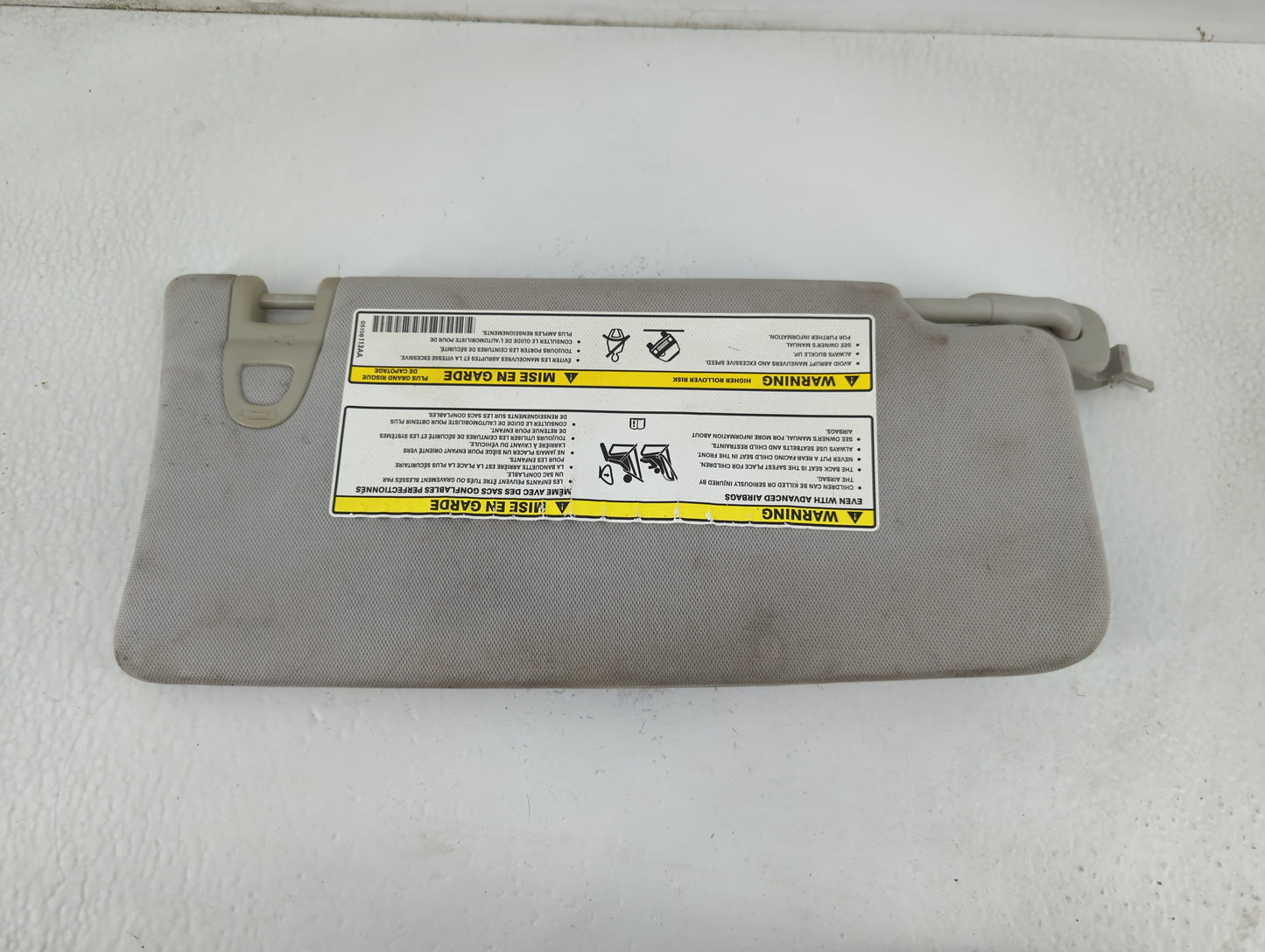 2018 Jeep Compass Sun Visor Shade Replacement Driver Left Mirror Fits OEM Used Auto Parts - Oemusedautoparts1.com