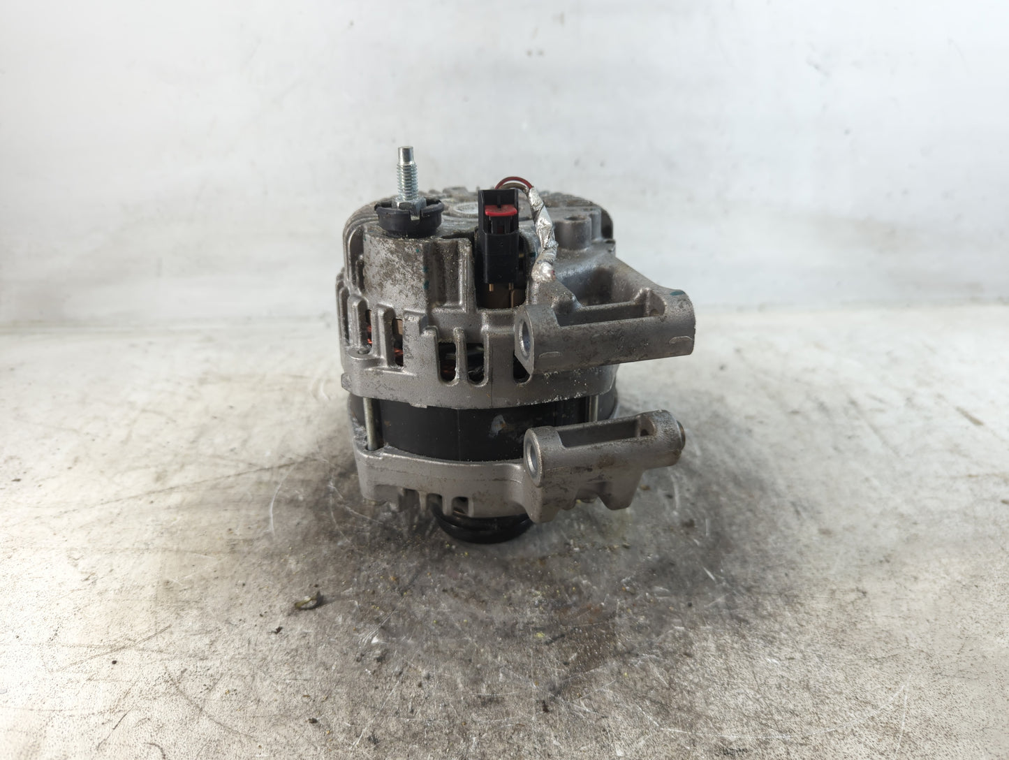 2017-2022 Jeep Compass Alternator Replacement Generator Charging Assembly Engine OEM P/N:56029624AB Fits OEM Used Auto Parts