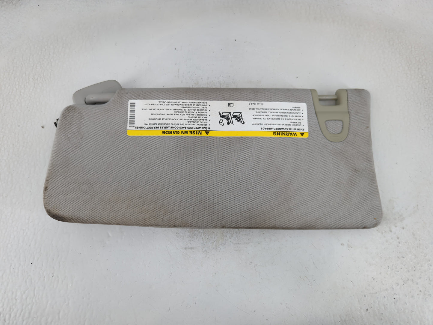 2018 Jeep Compass Sun Visor Shade Replacement Driver Left Mirror Fits OEM Used Auto Parts - Oemusedautoparts1.com